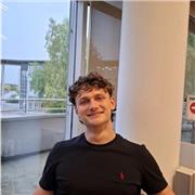 Étudiant en 5e année d'école d'ingénieur en branche génie mécanique.